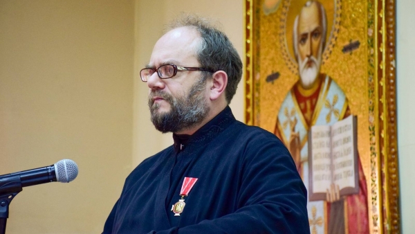 Искони Церковь считала Святые Дары врачеством бессмертия.