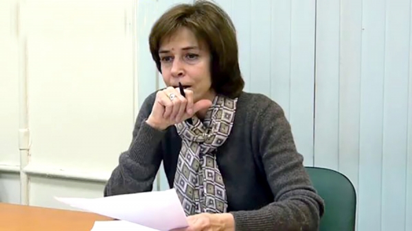Кандидат исторических наук, доцент, член Союза писателей России, директор Центра геополитики Института фундаментальных и прикладных исследований МГУ Ольга Четверикова о том, что "уход в онлайн" и есть ключевая задача современной российской власти.