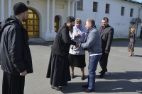23 мая 2015 г. – Состоялся визит в Далматовский монастырь заместителя Губернатора Курганской области по инвестициям, внешнеэкономической деятельности и межрегиональным связям Игоря Арьевича Веригина.