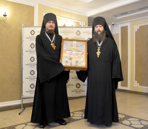 18 февраля 2020 г. – наместник Далматовского монастыря игумен Варнава (Аверьянов) и эконом иеромонах Софроний (Григорьев) приняли участие в заседании Курганского отделения Императорского Православного Палестинского Общества в г. Шадринске.
