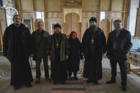 11 октября 2016 г. – благочинный монастырского благочиннического округа наместник Далматовской обители игумен Варнава (Аверьянов) вместе со священнослужителями монастыря совершили поездку по храмам благочиния.