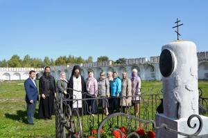 9 сентября 2020 г. – В Далматовском монастыре отметили 190-летие со дня рождения известного зауральского краеведа и просветителя А.Н. Зырянова (1830-1884), похороненного в обители близ Успенского собора.